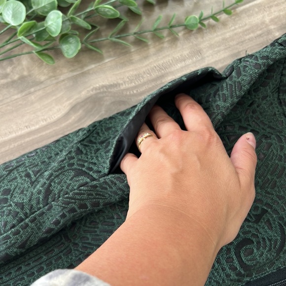 VENUS green patterned dress - like NEW - size 12 - ๐ - Picture 8 of 15